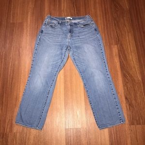 Levi’s 505 Medium Washed Straight Leg